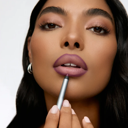 Full-Lip Contour Liner