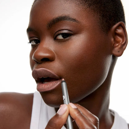 Full-Lip Contour Liner