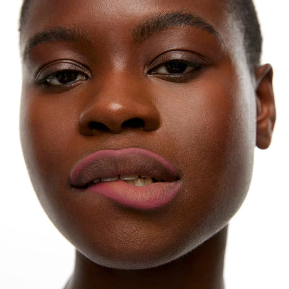 Full-Lip Contour Liner